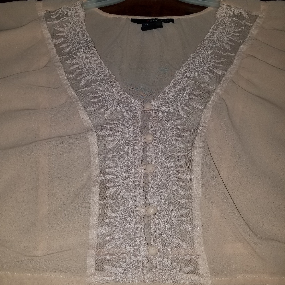 Pink sheer embroidered shirt - Picture 5 of 8